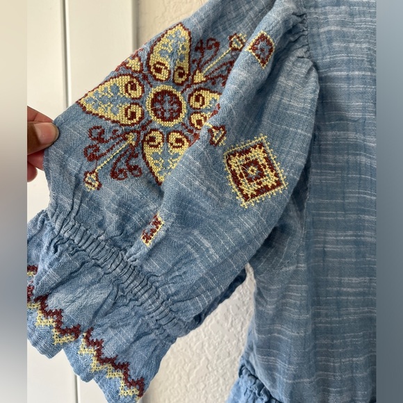 Free People Tallulah Embroidered Crop Peasant Top Blouse Blue M - Picture 8 of 11
